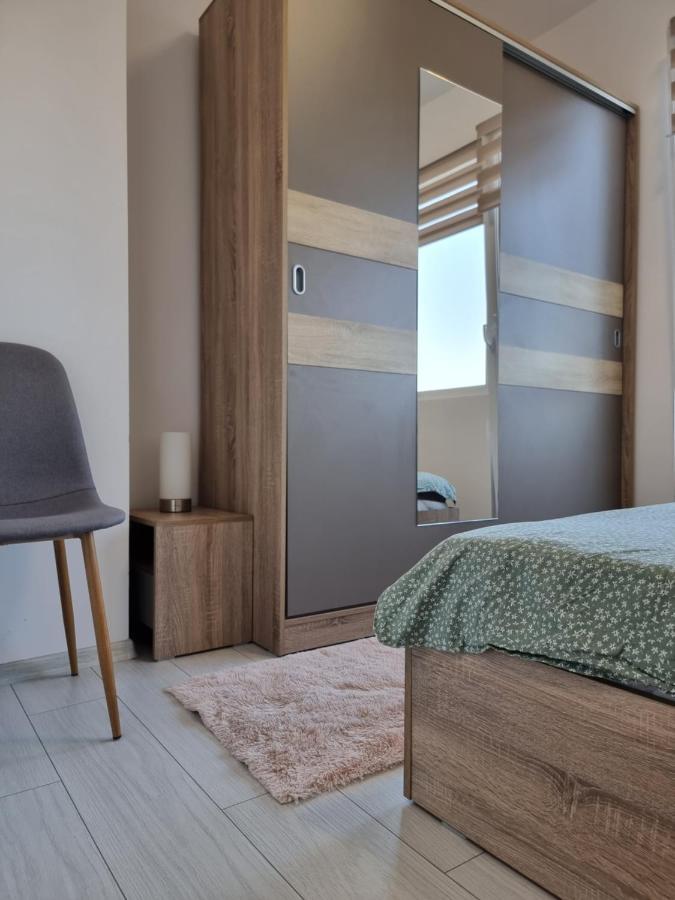 Cozy Apartment With Balcony On The Black Sea- Part Of The Family 'Vicki Apart Varna Ngoại thất bức ảnh